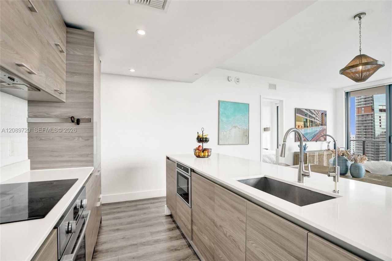 1300 S Miami Ave , Unit 2306, Miami, FL 33130 Photo