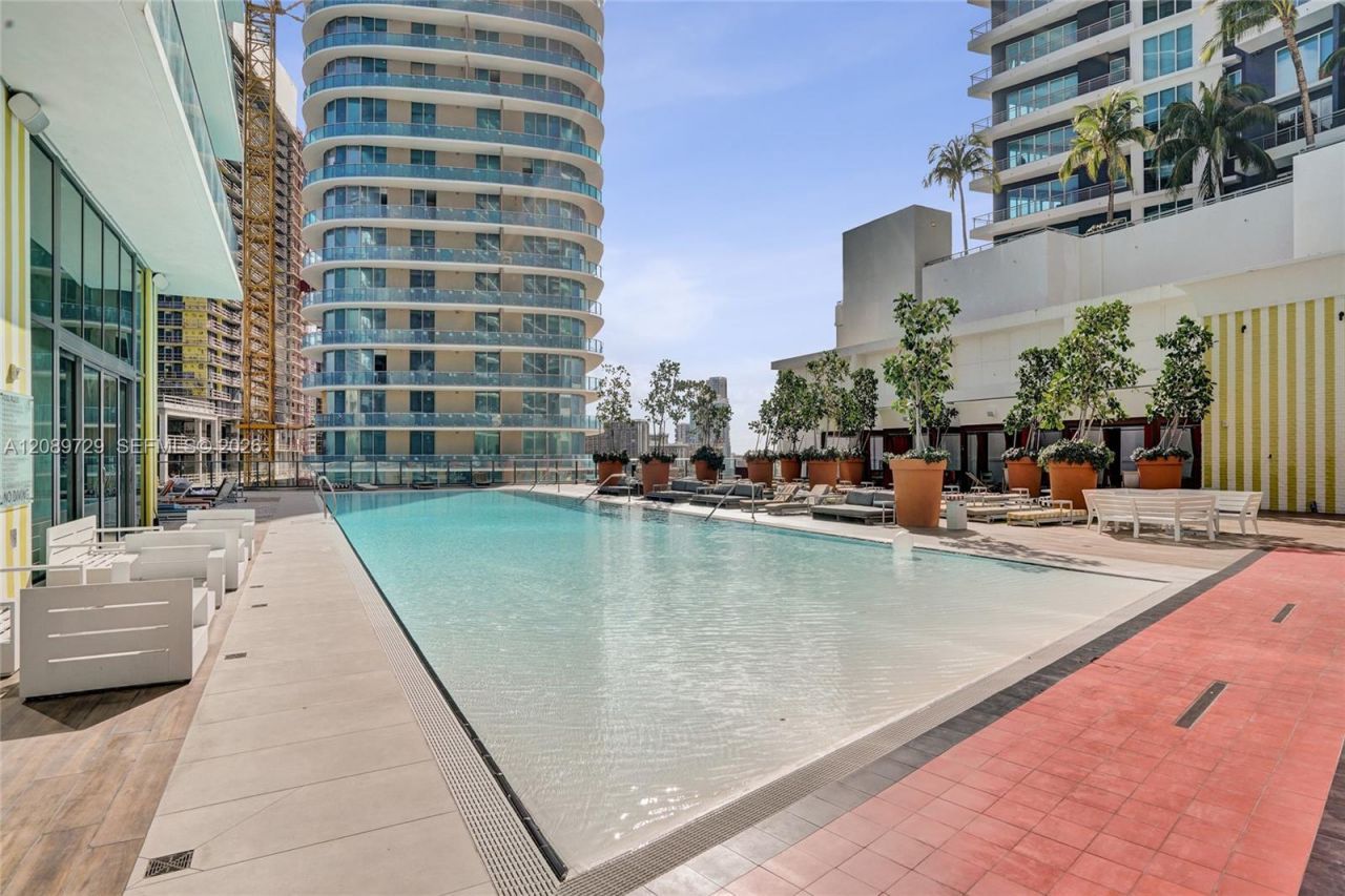 1300 S Miami Ave , Unit 2306, Miami, FL 33130 Photo