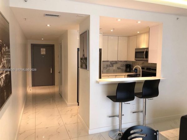 185 SE 14th Ter , Unit 2001, Miami, FL 33131