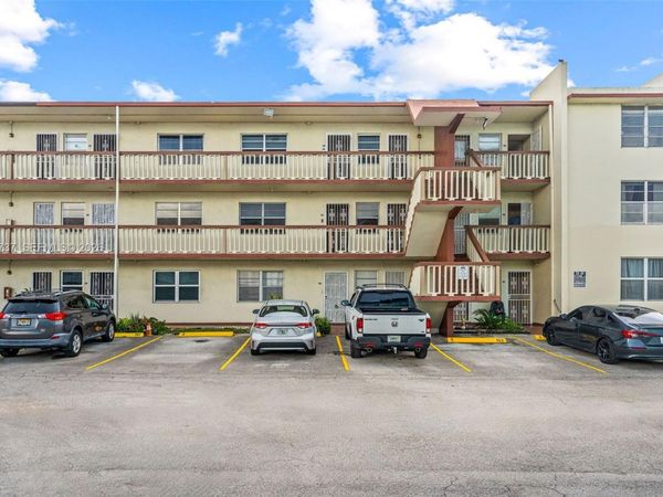 1481 NE Miami Gardens Dr, Unit 363, Miami, FL 33179