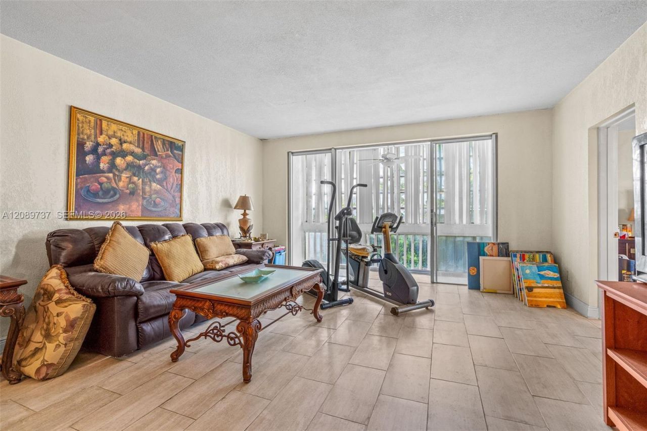 1481 NE Miami Gardens Dr, Unit 363, Miami, FL 33179 Photo