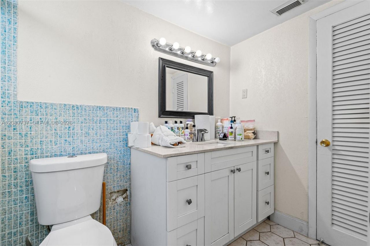 1481 NE Miami Gardens Dr, Unit 363, Miami, FL 33179 Photo