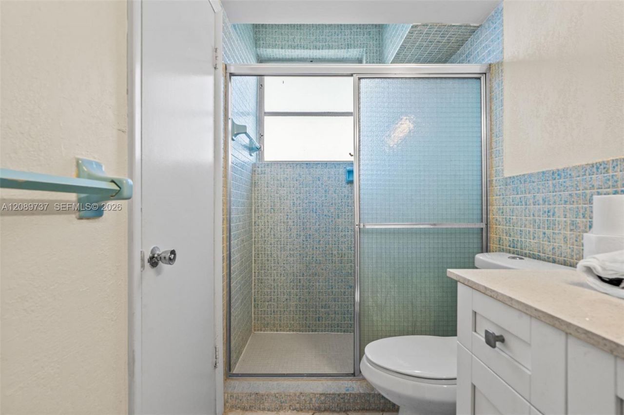 1481 NE Miami Gardens Dr, Unit 363, Miami, FL 33179 Photo