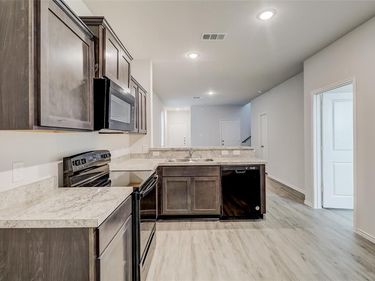 5528 Calm Waters Court, Fort Worth, TX 76119