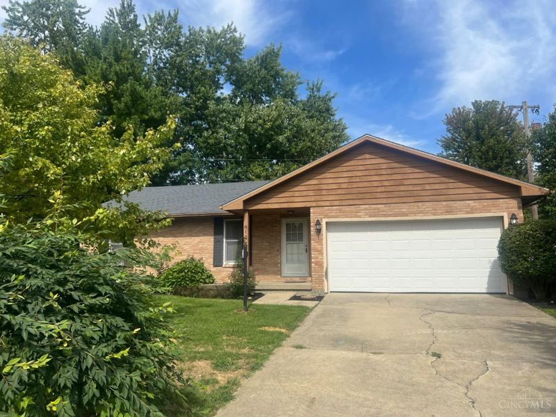 815 Kathryn Place, Wilmington, OH 45177 Photo 1