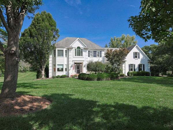 104 Hetherington Lane, Glendale, OH 45246
