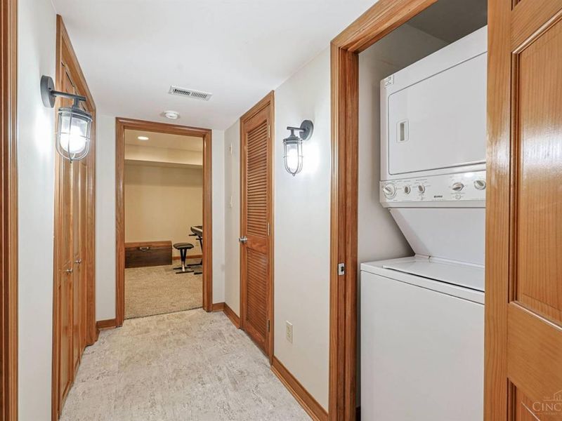 104 Hetherington Lane, Glendale, OH 45246 Photo 52