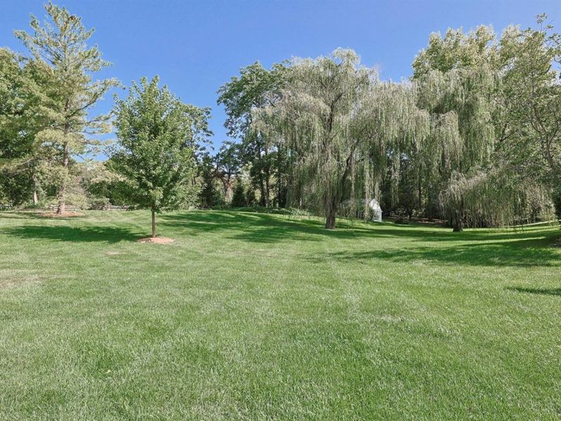 104 Hetherington Lane, Glendale, OH 45246 Photo 61