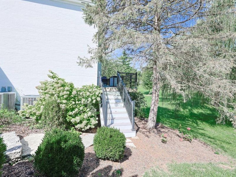 104 Hetherington Lane, Glendale, OH 45246 Photo 68