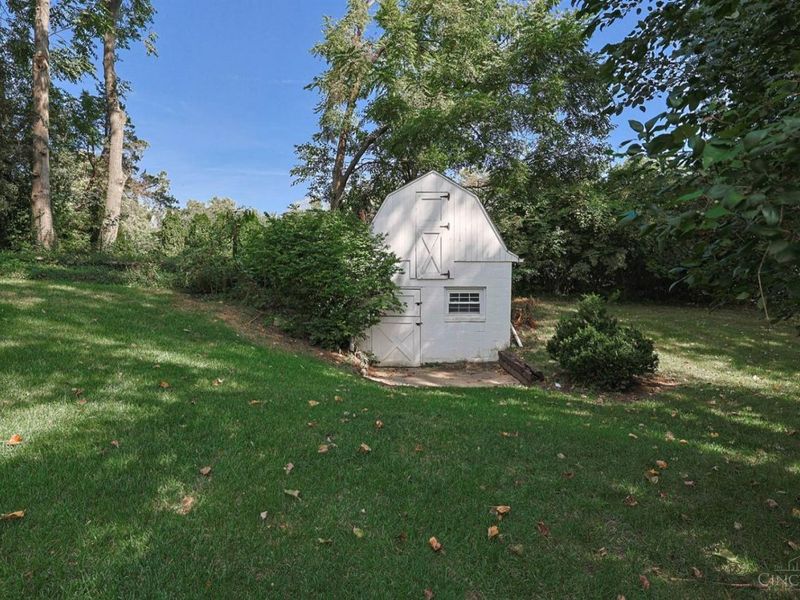 104 Hetherington Lane, Glendale, OH 45246 Photo 71