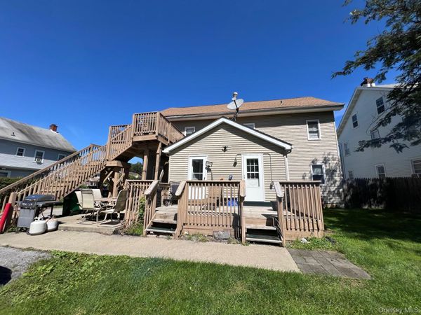 1 W Academy Street , Wappingers Falls, NY 12590