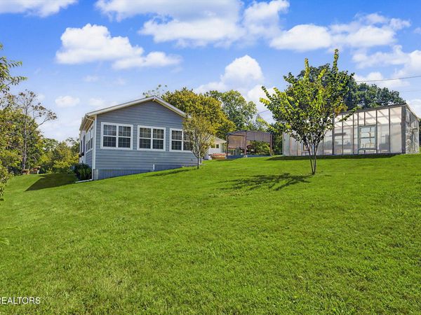 536 Corum Rd, Knoxville, TN 37924