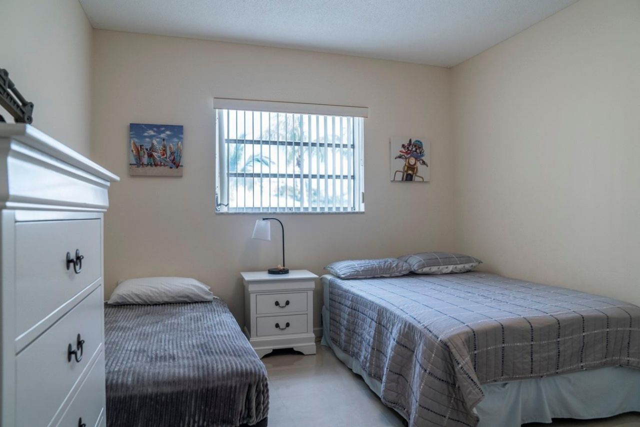 424 N Riverside Drive, Unit 206, Pompano Beach, FL 33062 Photo