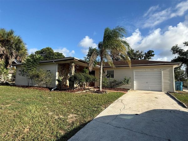 2024 BEL OMBRE CIRCLE , LAKE WALES, FL 33898