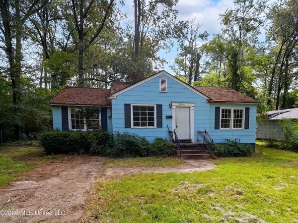 2032 Willow Way, Jackson, MS 39204
