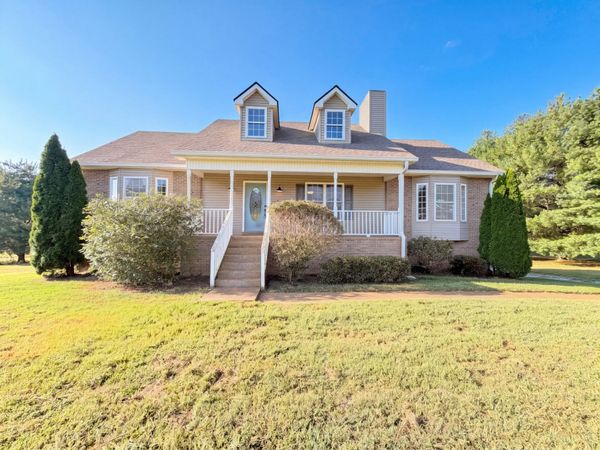 3692 Armstrong Rd , Springfield, TN 37172