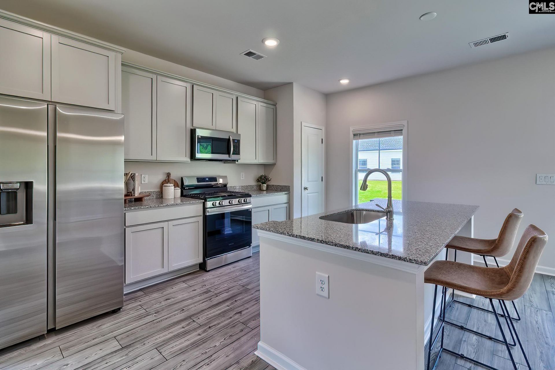 803 Daniel Lake Court  Photo 10