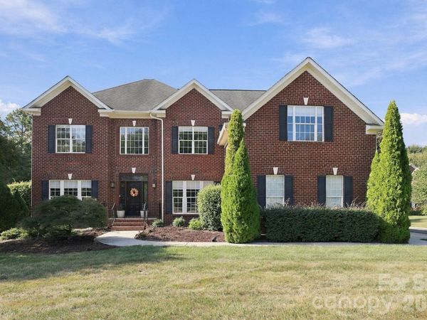 702 Carver Pond Lane, Waxhaw, NC 28173