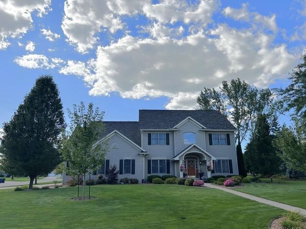 764 SADDLEBROOK COURT, Neenah, WI 54956