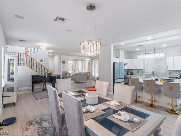 3573 Pinnate Drive , Las Vegas, NV 89147