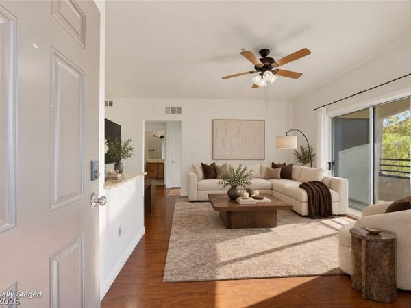 2291 W Horizon Ridge Parkway , Unit 13176, Henderson, NV 89052