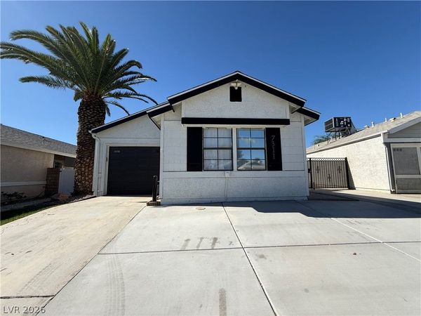 7311 Girard Drive , Las Vegas, NV 89147