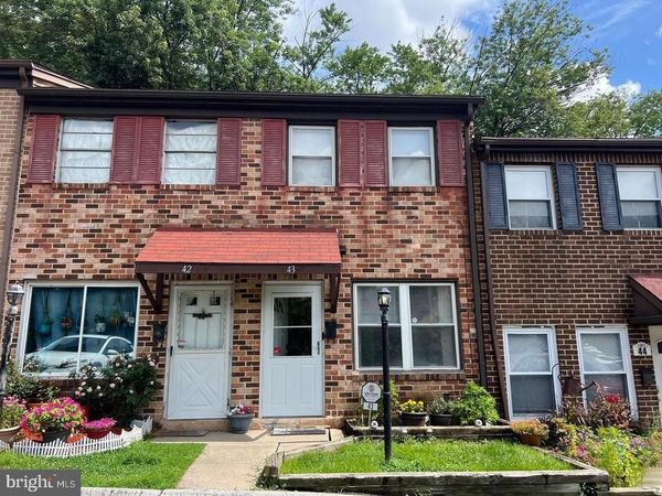 43 PARK VALLEI LANE , BROOKHAVEN, PA 19015