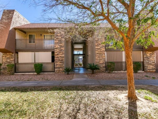 5060 Indian River Drive, Unit 372, Las Vegas, NV 89103