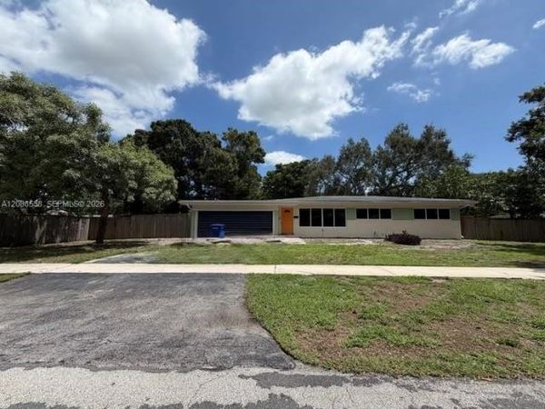 252 SW 61st Ave , Plantation, FL 33317
