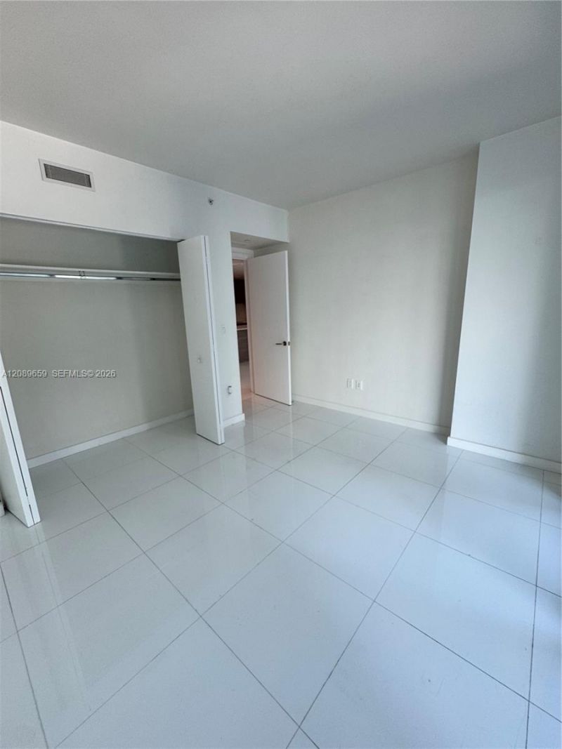 1300 S Miami Ave , Unit 1811, Miami, FL 33130 Photo