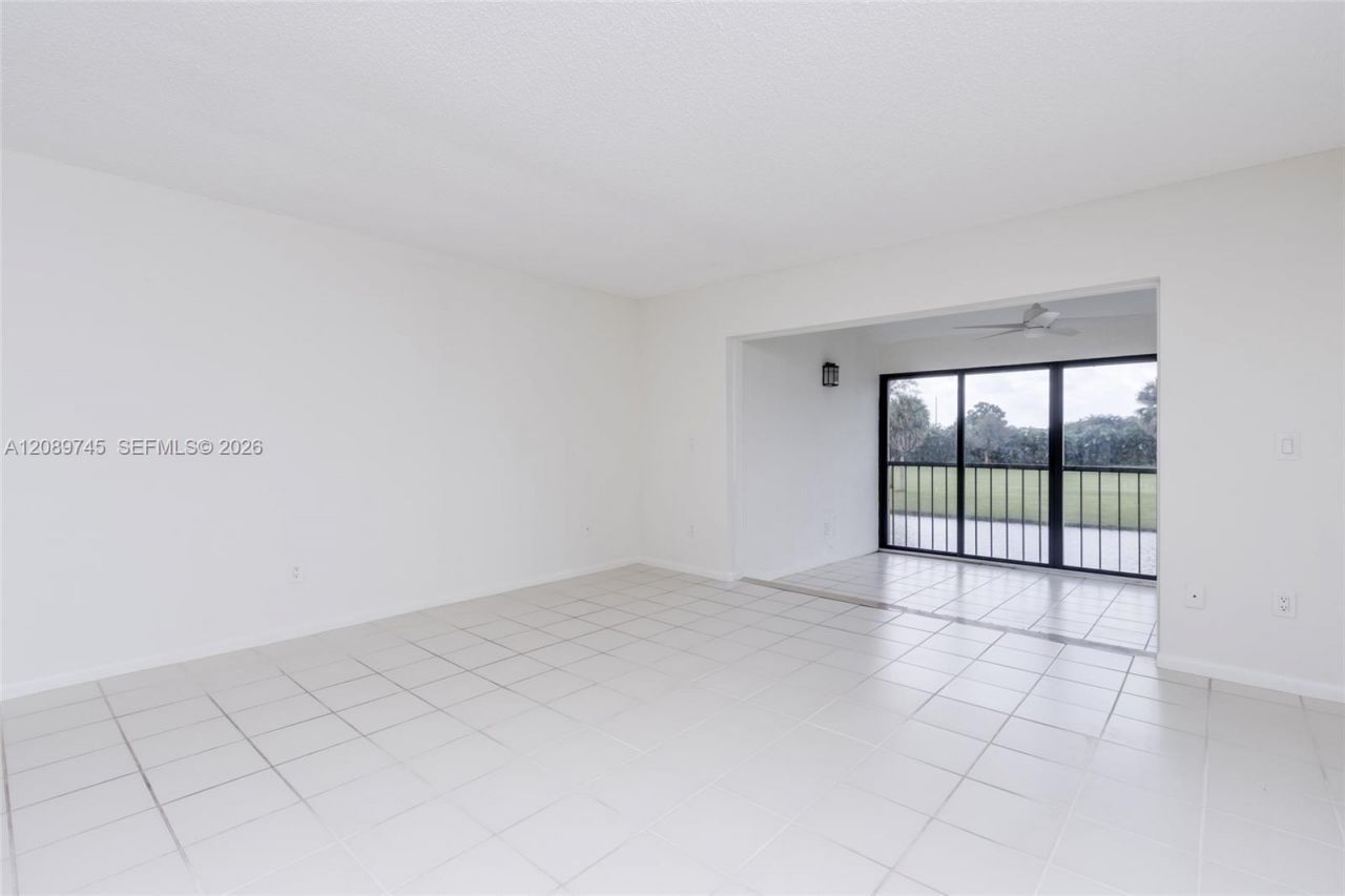 21529 Cypress Hammock Dr, Unit 35J, Boca Raton, FL 33428 Photo