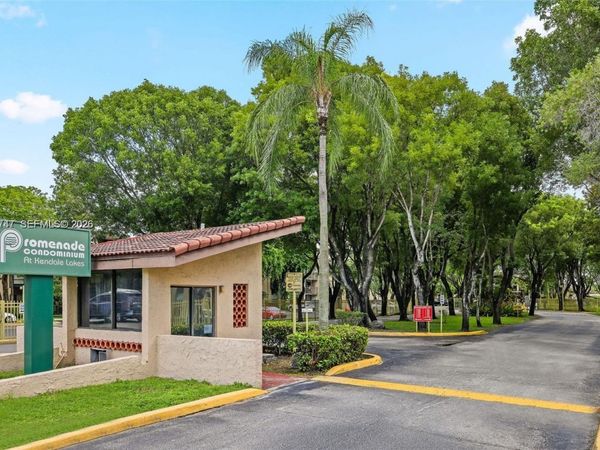 14401 N Kendall Dr , Unit 301N, Miami, FL 33186