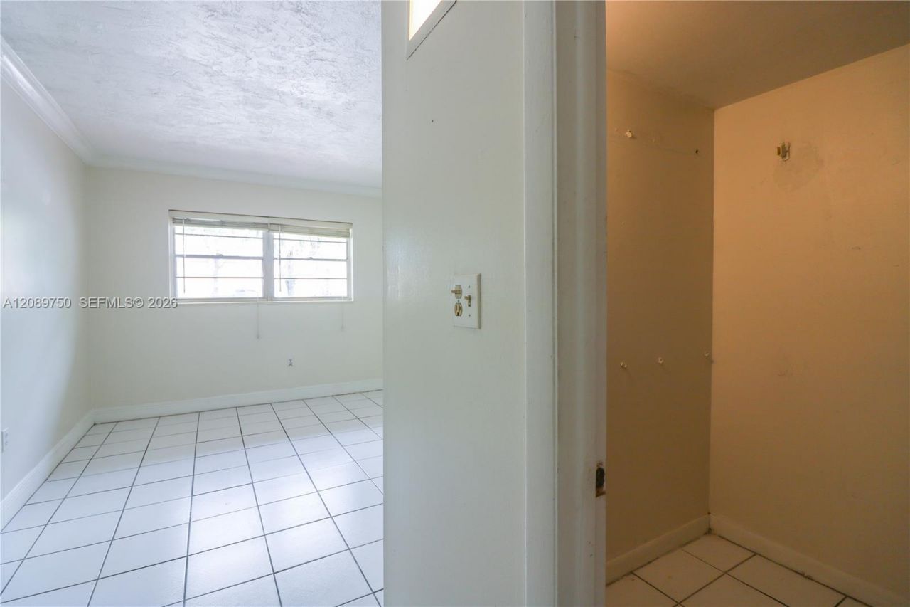 3019 SW 68th Ter, Unit 5, Miramar, FL 33023 Photo