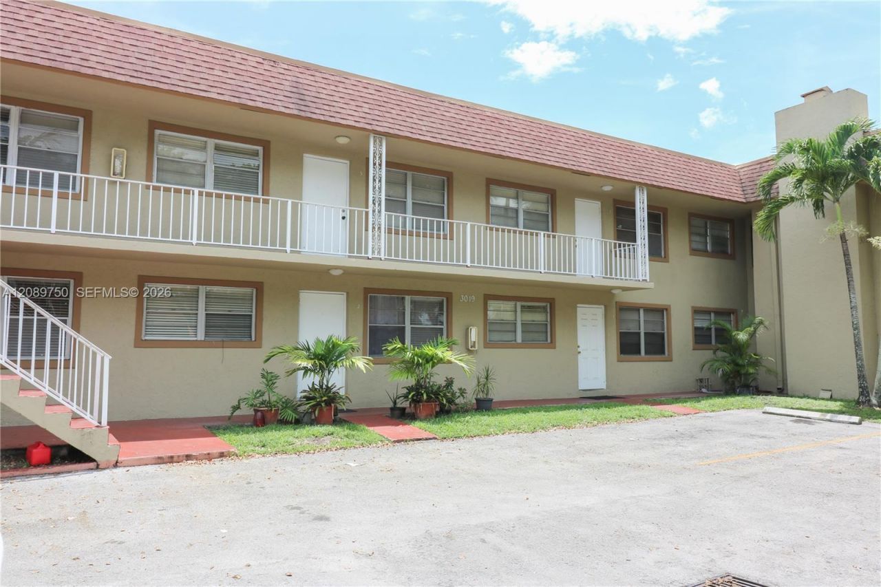 3019 SW 68th Ter, Unit 5, Miramar, FL 33023 Photo