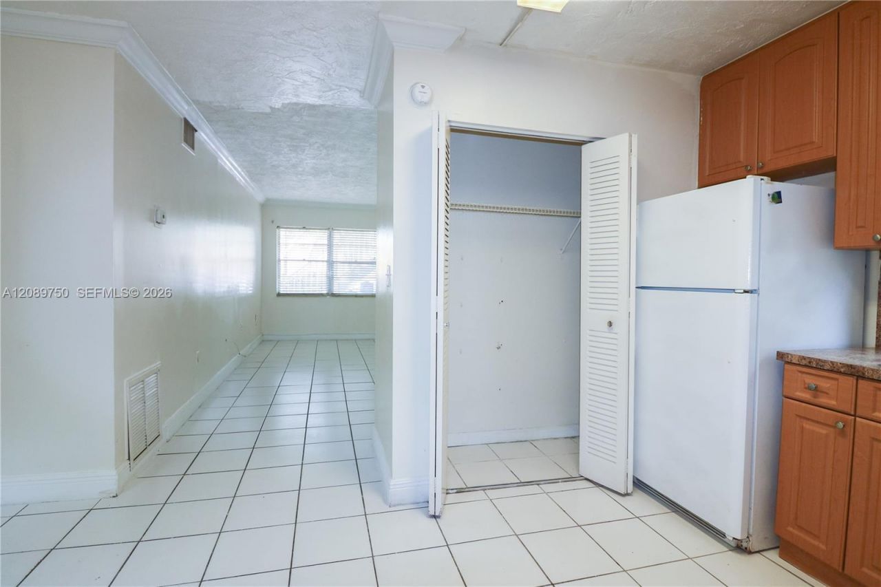 3019 SW 68th Ter, Unit 5, Miramar, FL 33023 Photo