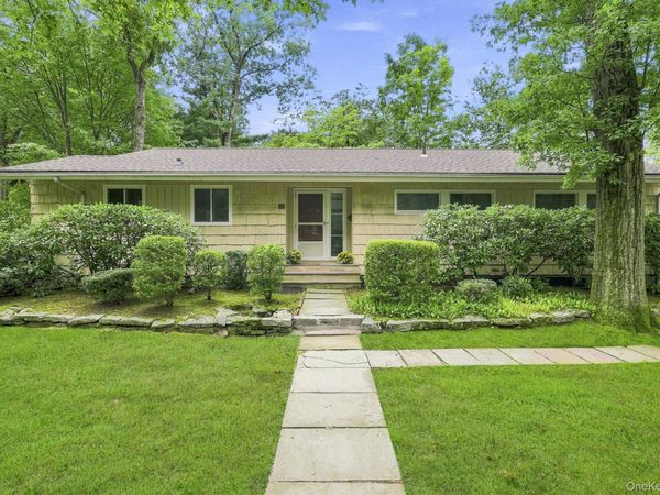 21 Seely Place, Scarsdale, NY 10583