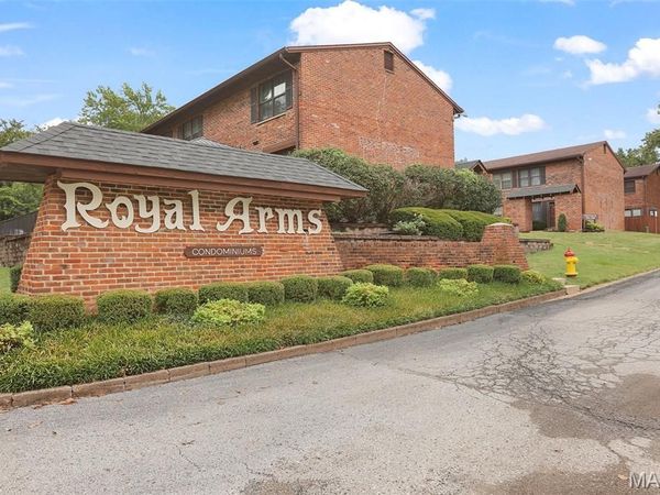 7965 Royal Arms Court, Crestwood, MO 63123