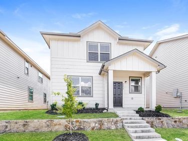 5556 Willamette Drive, Fort Worth, TX 76119