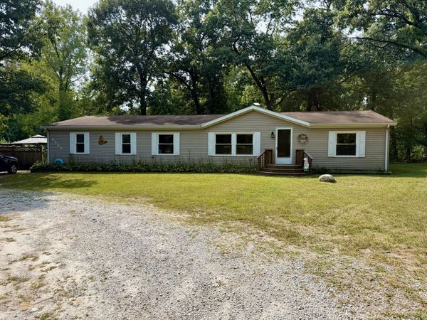 6545 W 750 N , Winamac, IN 46996