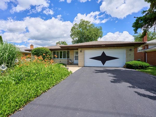 5859 S Brainard Avenue , Countryside, IL 60525