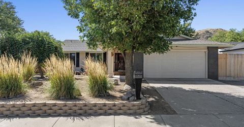 4530 Noche Lane, Reno, NV 89502 Photo