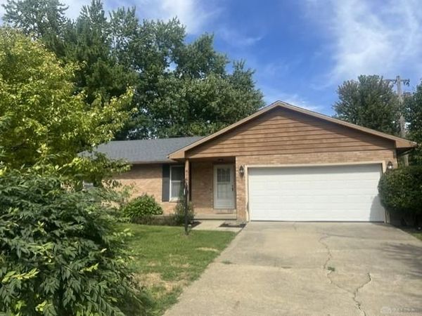 815 Kathryn Drive, Wilmington, OH 45177
