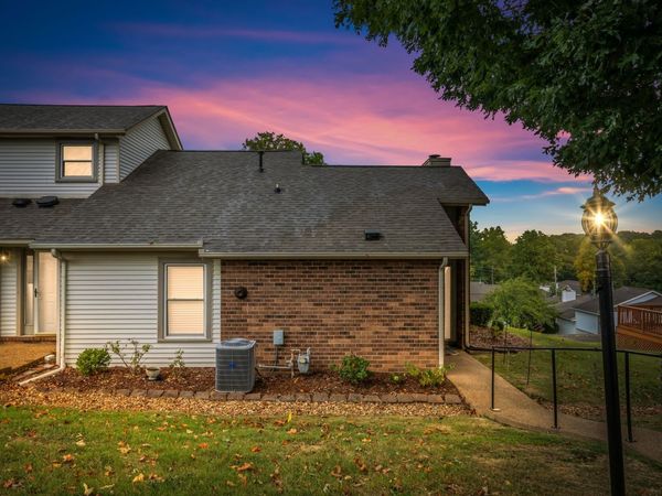 104 Village Cir , Dickson, TN 37055
