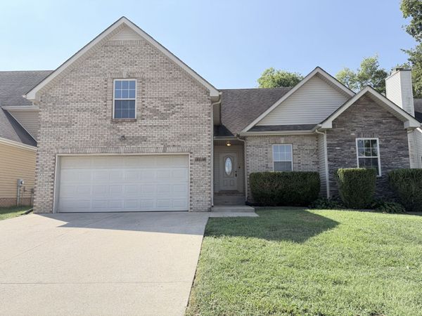 3475 Melrose Dr , Clarksville, TN 37042