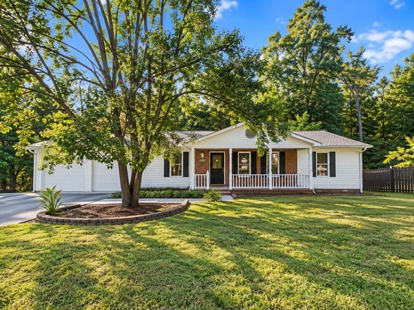 4724 Village Rd , Cookeville, TN 38506