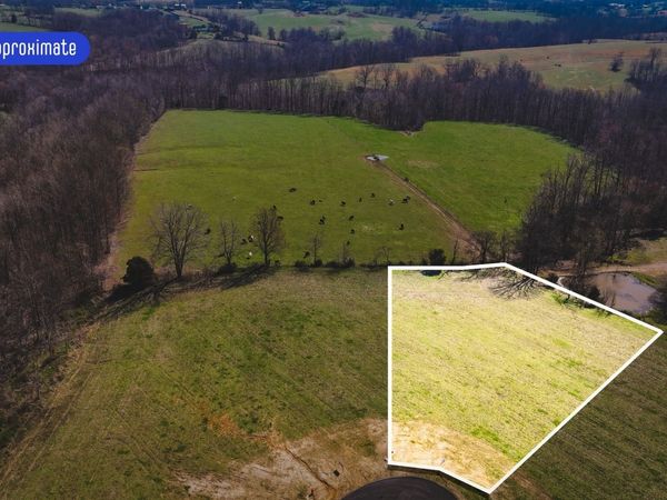 260 Daniel Lane , Unit 12, Westmoreland, TN 37186