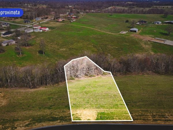 179 Daniel Lane , Unit 6, Westmoreland, TN 37186