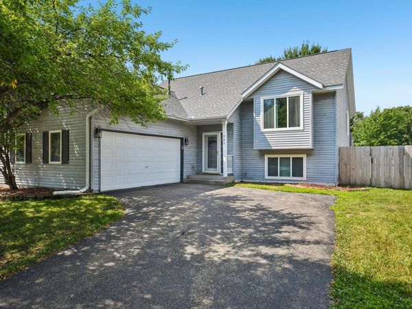 905 Walnut Street, Farmington, MN 55024