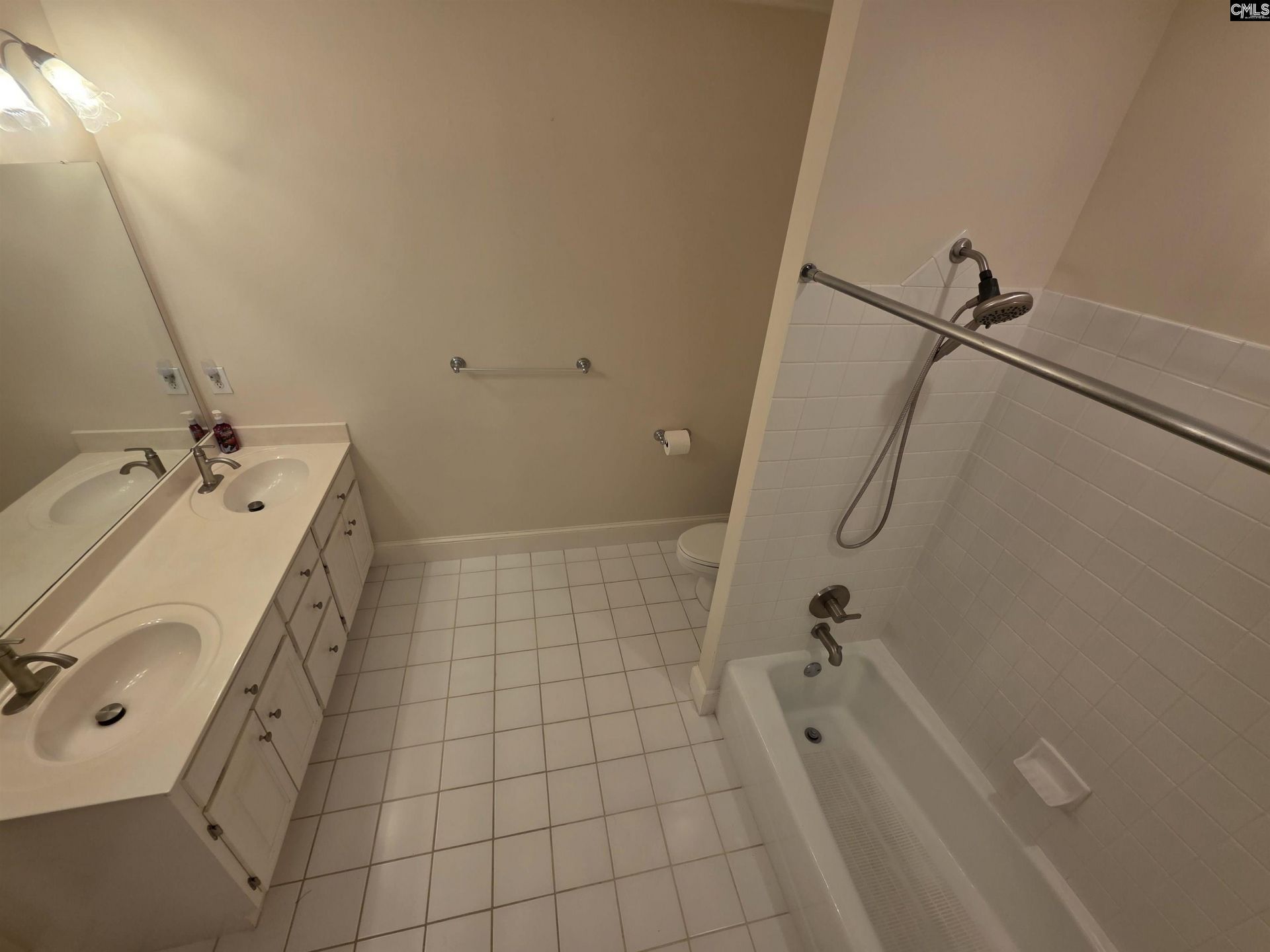 237 Sheringham Road Photo 42