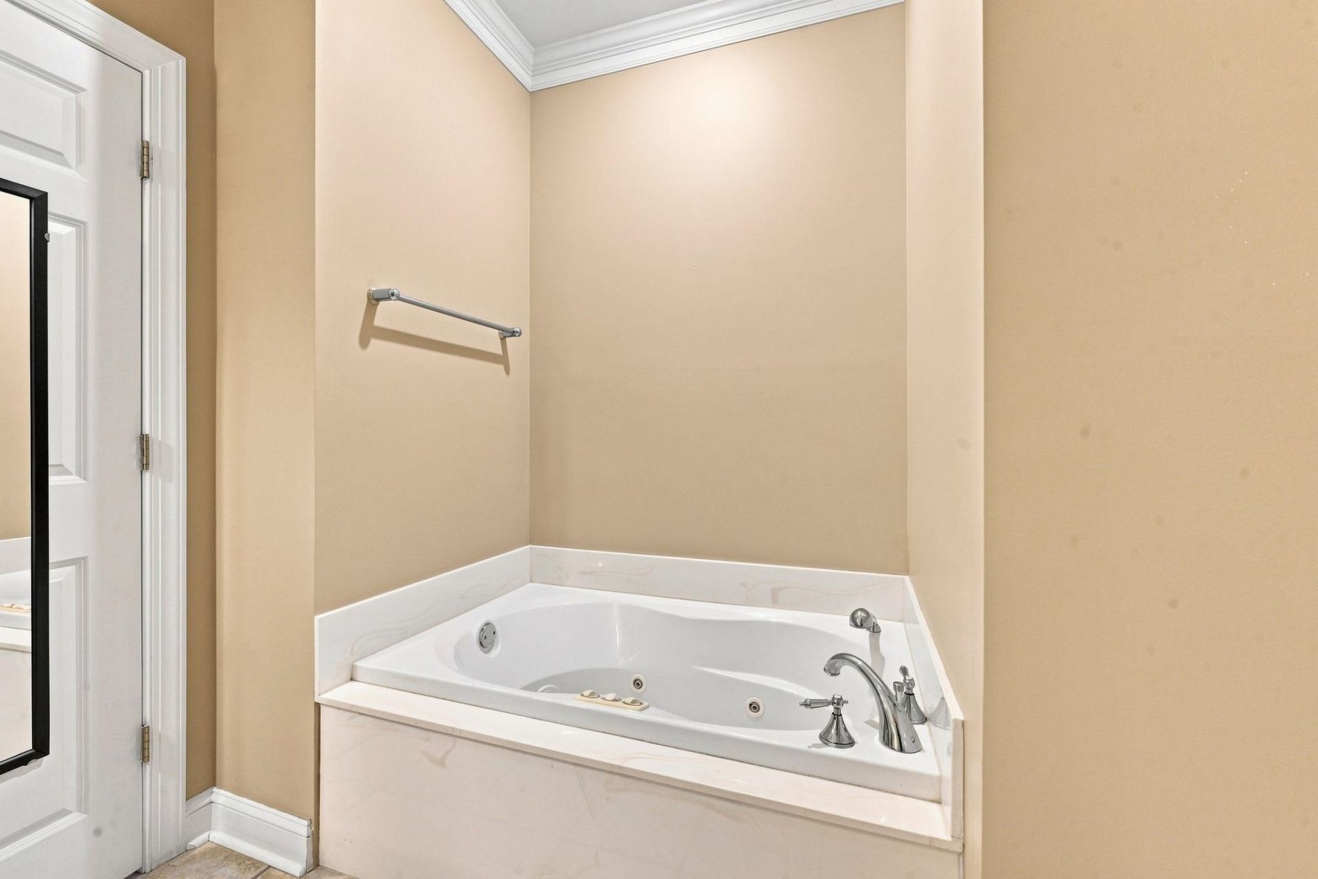 616 Oxbow Dr. Photo 23